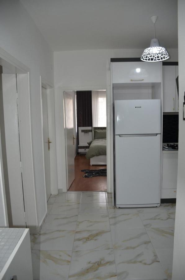 Appartement Cosy Et Tout Equipe Au Coeur D'Antalya Eksteriør bilde